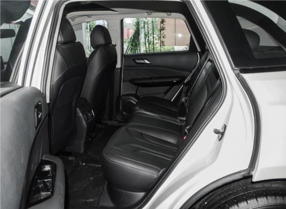 众泰T600 2019款 1.5T 自动豪华型 车厢座椅   后排空间