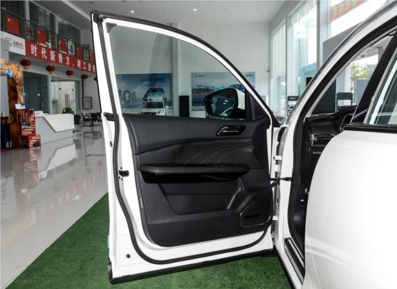 众泰T600 2019款 1.5T 自动豪华型 车厢座椅   前门板