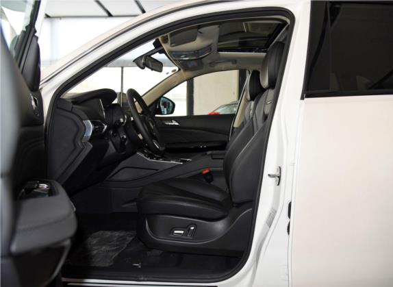 众泰T600 2019款 1.5T 自动尊享型 车厢座椅   前排空间