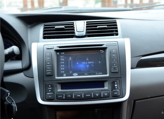 众泰Z300 2013款 1.6L 自动尊贵型 中控类   中控台