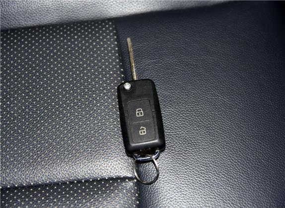 众泰Z300 2014款 1.5L 驾值版手动精英型 其他细节类   钥匙
