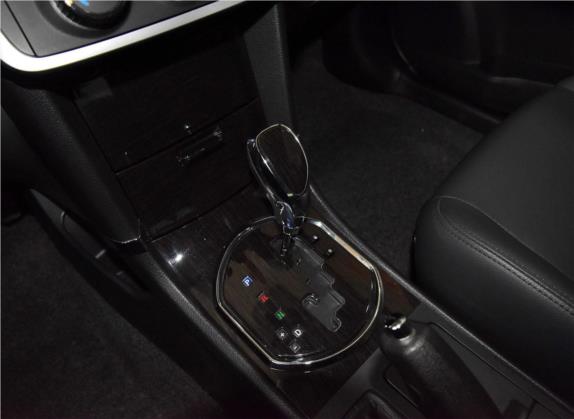 众泰Z300 2014款 1.6L 驾值版自动精英型 中控类   挡把