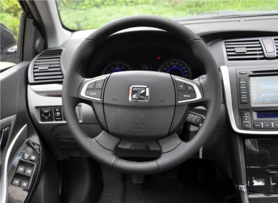 众泰Z300 2014款 新视界 1.5L 手动尊贵型 中控类   驾驶位