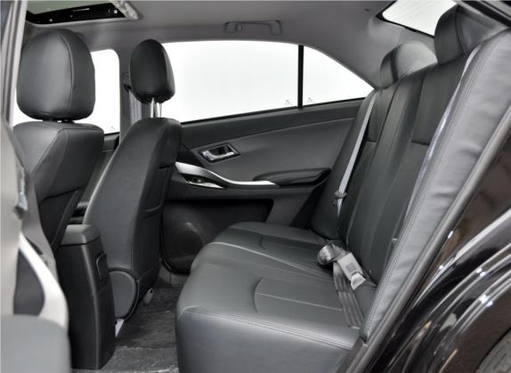 众泰Z300 2014款 新视界 1.5L 手动尊贵型 车厢座椅   后排空间