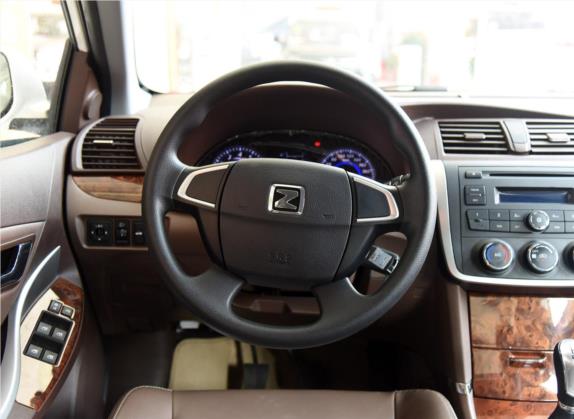 众泰Z300 2016款 新视界 1.5L 手动进取型 中控类   驾驶位