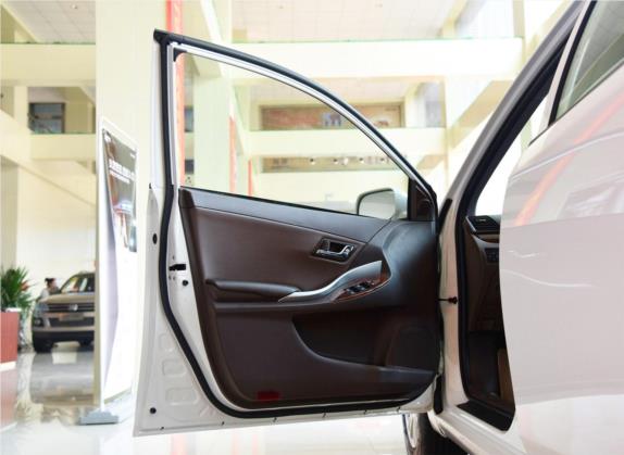 众泰Z300 2016款 新视界 1.5L 手动进取型 车厢座椅   前门板