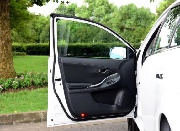 众泰Z300 2016款 1.5L 手动尊享型 车厢座椅   前门板