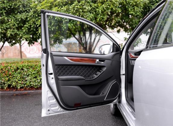 众泰Z500 2015款 1.5T 手动豪华型 车厢座椅   前门板
