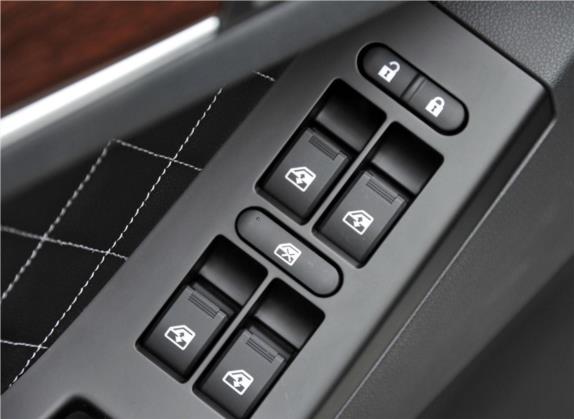 众泰Z500 2015款 1.5T CVT尊贵型 车厢座椅   门窗控制