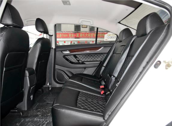 众泰Z500 2015款 1.5T CVT豪华型 车厢座椅   后排空间