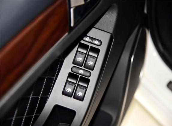 众泰Z500 2015款 1.5T CVT豪华型 车厢座椅   门窗控制