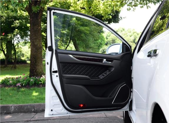 众泰Z500 2016款 1.5T CVT旗舰型 车厢座椅   前门板