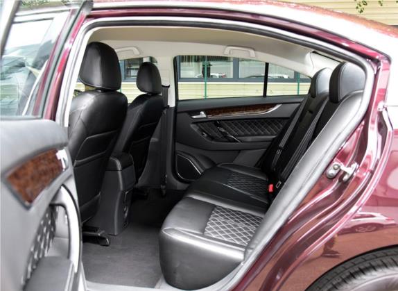 众泰Z500 2016款 1.5T 手动精英型 车厢座椅   后排空间