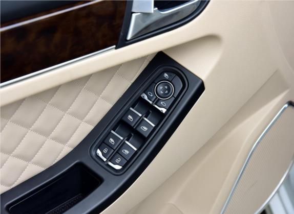 众泰Z500 2016款 1.5T 手动尊贵型 车厢座椅   门窗控制