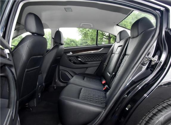 众泰Z500 2016款 1.5T CVT精英型 车厢座椅   后排空间