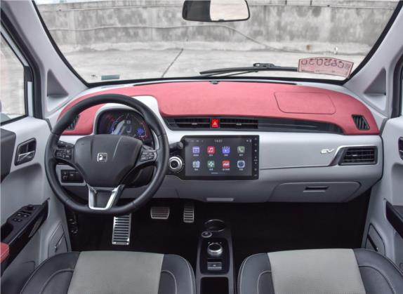 众泰E200 2016款 三门两座科技版 中控类   中控全图