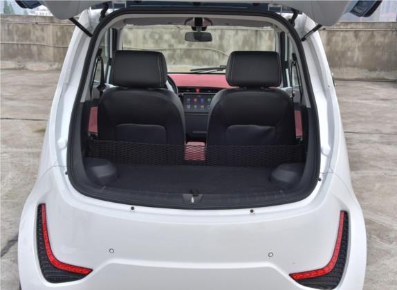 众泰E200 2016款 三门两座科技版 车厢座椅   后备厢
