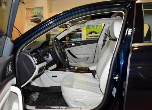 众泰Z700 2016款 1.8T DCT豪华型 车厢座椅   前排空间