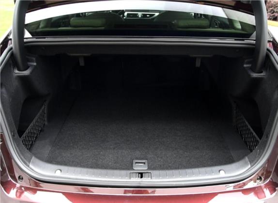 众泰Z700 2016款 1.8T 手动豪华型 车厢座椅   后备厢