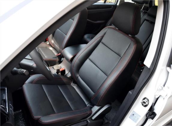 大迈X5 2015款 1.5T 手动尊贵型 国IV 车厢座椅   前排空间