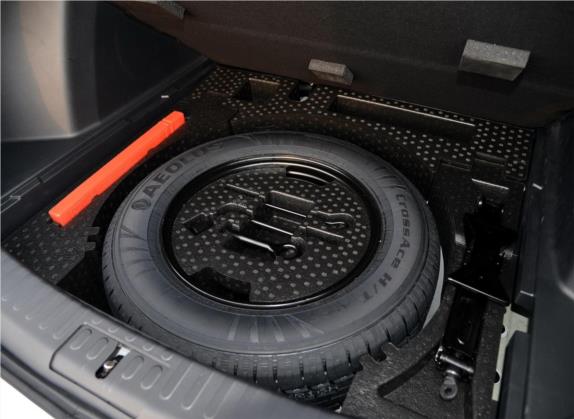 大迈X5 2015款 1.5T 手动至尊型 国IV 其他细节类   备胎