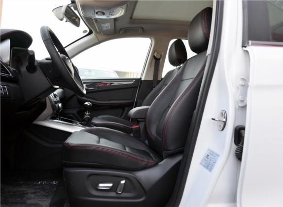 大迈X5 2015款 1.5T 手动至尊型 国V 车厢座椅   前排空间