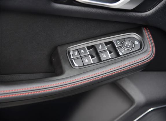 大迈X5 2015款 1.5T CVT总督型 国V 车厢座椅   门窗控制