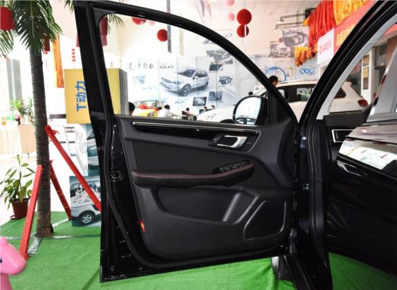 大迈X5 2016款 1.5T 手动精英7座型 国IV 车厢座椅   前门板