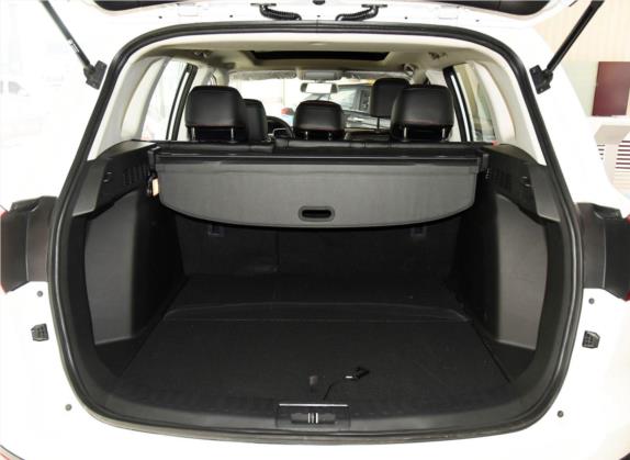 大迈X5 2017款 升级版 1.5T 手动尊享型 车厢座椅   后备厢
