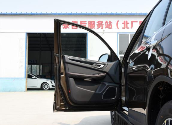 大迈X5 2017款 升级版 1.5T 手动至尊型 车厢座椅   前门板