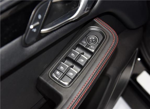 大迈X5 2017款 升级版 1.5T CVT知县型 车厢座椅   门窗控制