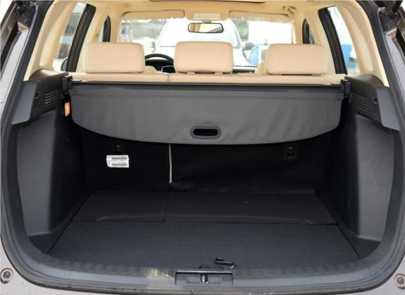 大迈X5 2017款 超值版 1.6L 手动时尚型 车厢座椅   后备厢
