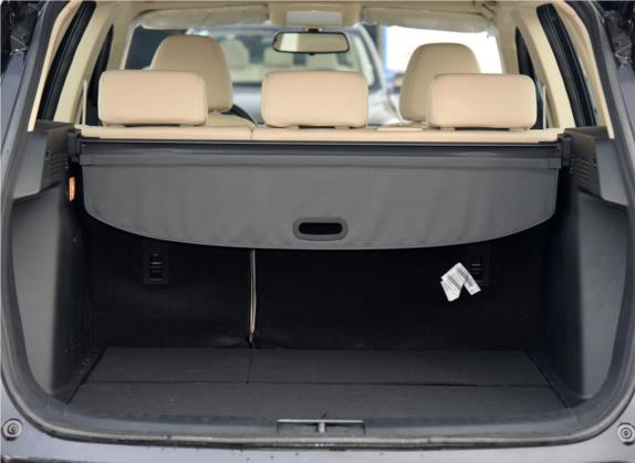 大迈X5 2017款 超值版 1.6L 手动舒适型 车厢座椅   后备厢