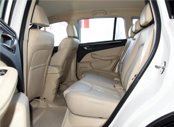 大迈X5 2017款 白金版 1.5T 手动豪华型 车厢座椅   后排空间
