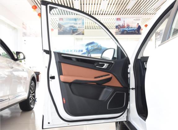 大迈X5 2018款 智能互联版 1.5T 手动尊享型 车厢座椅   前门板