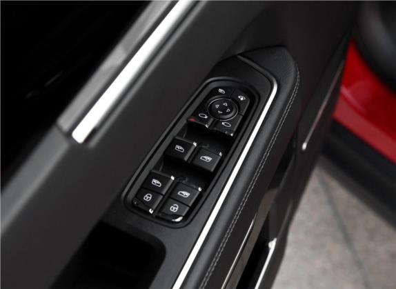 众泰T700 2017款 1.8T 手动尊享型 车厢座椅   门窗控制