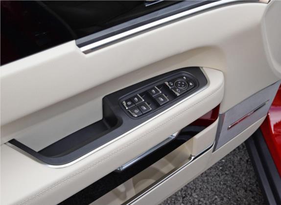 众泰T700 2017款 1.8T 双离合尊享型 车厢座椅   门窗控制