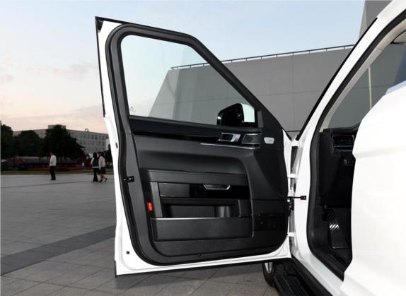 众泰T700 2017款 1.8T 双离合旗舰型 车厢座椅   前门板