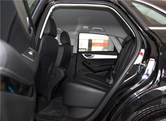 众泰SR7 2016款 1.5T 手动魔方之路版 国IV 车厢座椅   后排空间