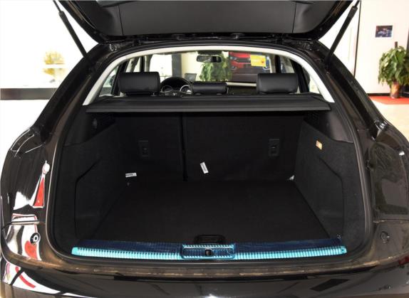 众泰SR7 2016款 1.5T 手动魔方之路版 国IV 车厢座椅   后备厢