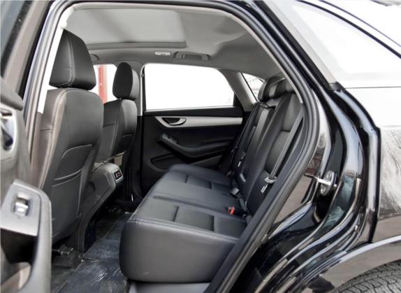 众泰SR7 2016款 1.5T 手动魔方之心版 国IV 车厢座椅   后排空间