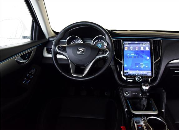 众泰SR7 2016款 1.5T 手动魔方之梦版 国V 中控类   驾驶位
