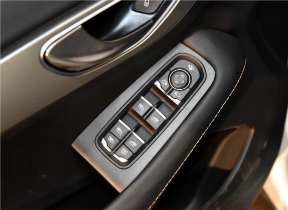 2016款 1.5T GAL限量版 车厢座椅   门窗控制
