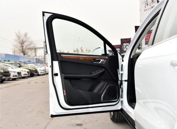 众泰SR9 2017款 2.0T 手动极致之心版 车厢座椅   前门板