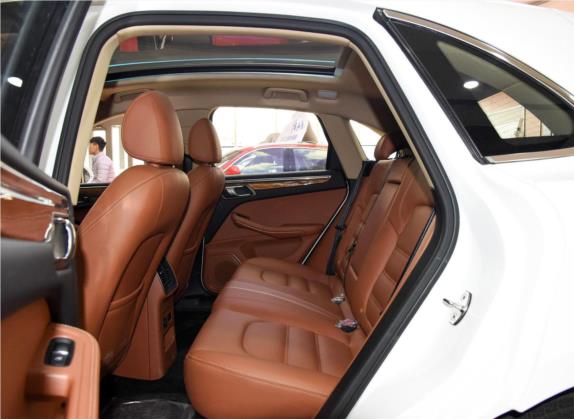 众泰SR9 2017款 2.0T 自动极致之光版 车厢座椅   后排空间