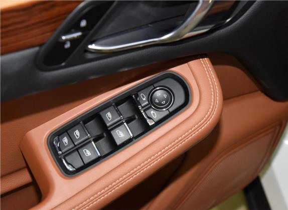 众泰SR9 2017款 2.0T 自动极致之光版 车厢座椅   门窗控制