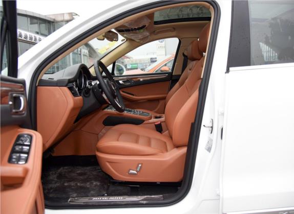 众泰SR9 2017款 2.0T 自动极致之心版 车厢座椅   前排空间