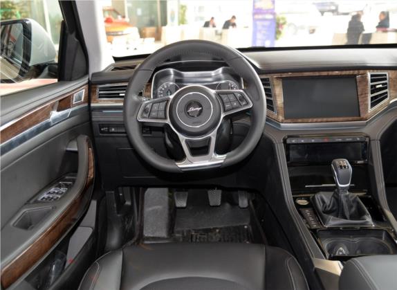 大迈X7 2017款 1.8T 手动至尊型 中控类   驾驶位