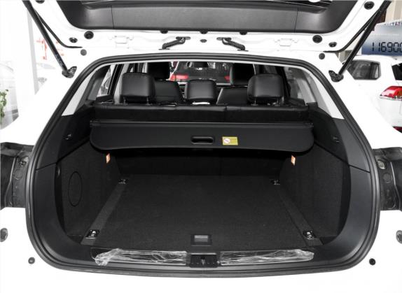 大迈X7 2017款 上进版 1.5T 手动庐山型 车厢座椅   后备厢