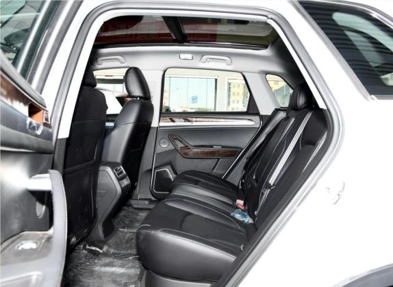 大迈X7 2017款 上进版 1.8T 手动衡山型 车厢座椅   后排空间